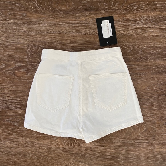 NASTY GAL SHORTS - Picture 4 of 4